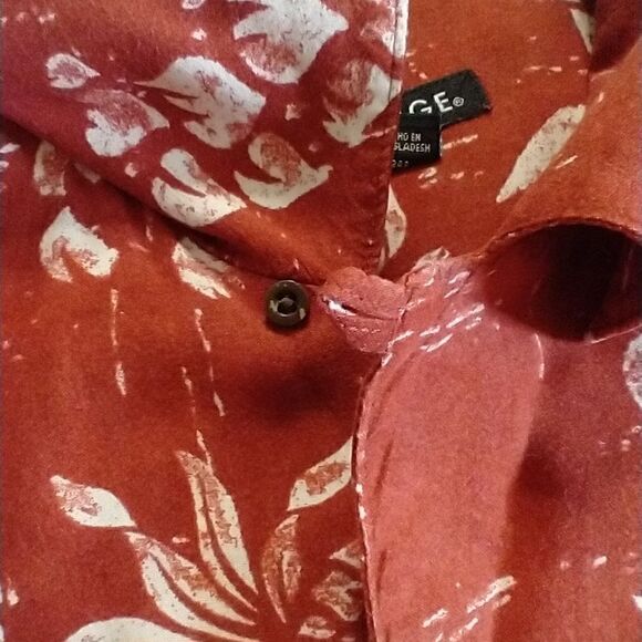 USED Men's Short Sleeve Shirt - Picture 2 of 7